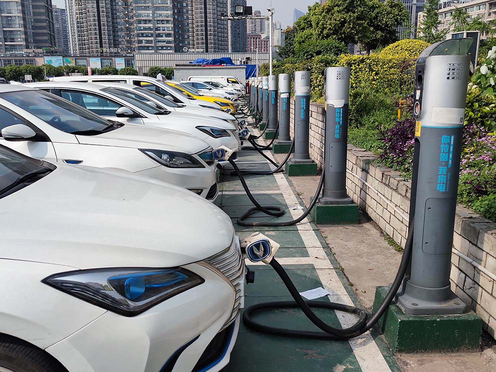 Chongqing,china-march,27,2021:,Electrical,Car,Charging,In,Electricity,Power,Station.china,Has